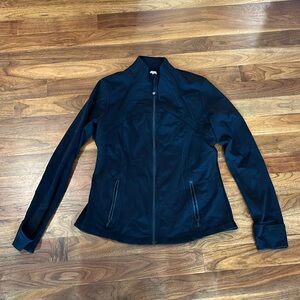 Lululemon women’s full zip sweater / size 14